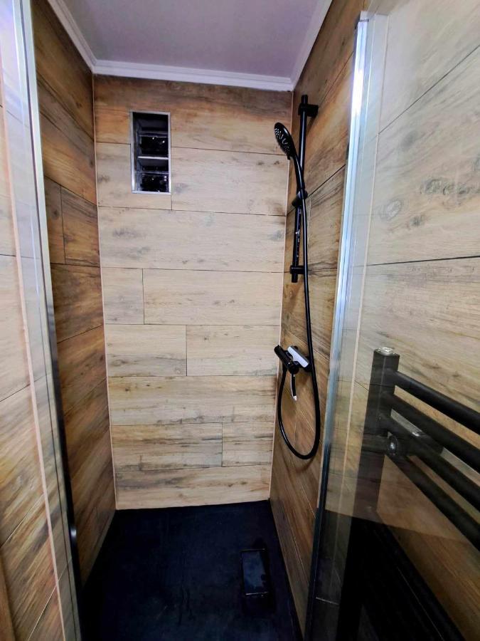 Petite Chambre Dans Une Jolie Colocation 列日 外观 照片